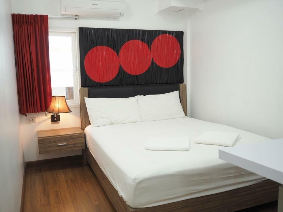 פאטאיה Pook Swan House Hotel מראה חיצוני תמונה