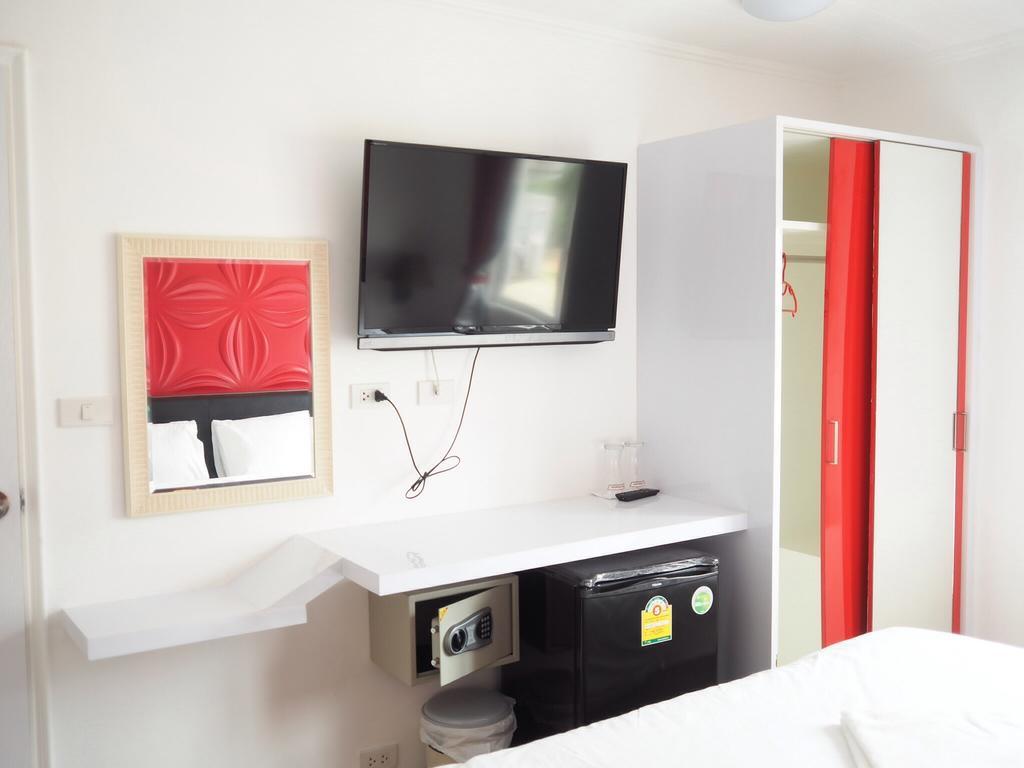 פאטאיה Pook Swan House Hotel חדר תמונה